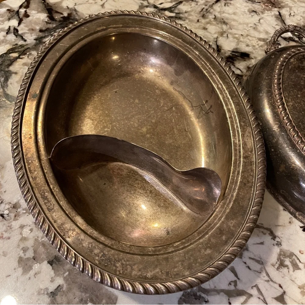 Vintage English Silver MFG.Corp Divided Serving Dish w/ LID COVER Made In U.S.A